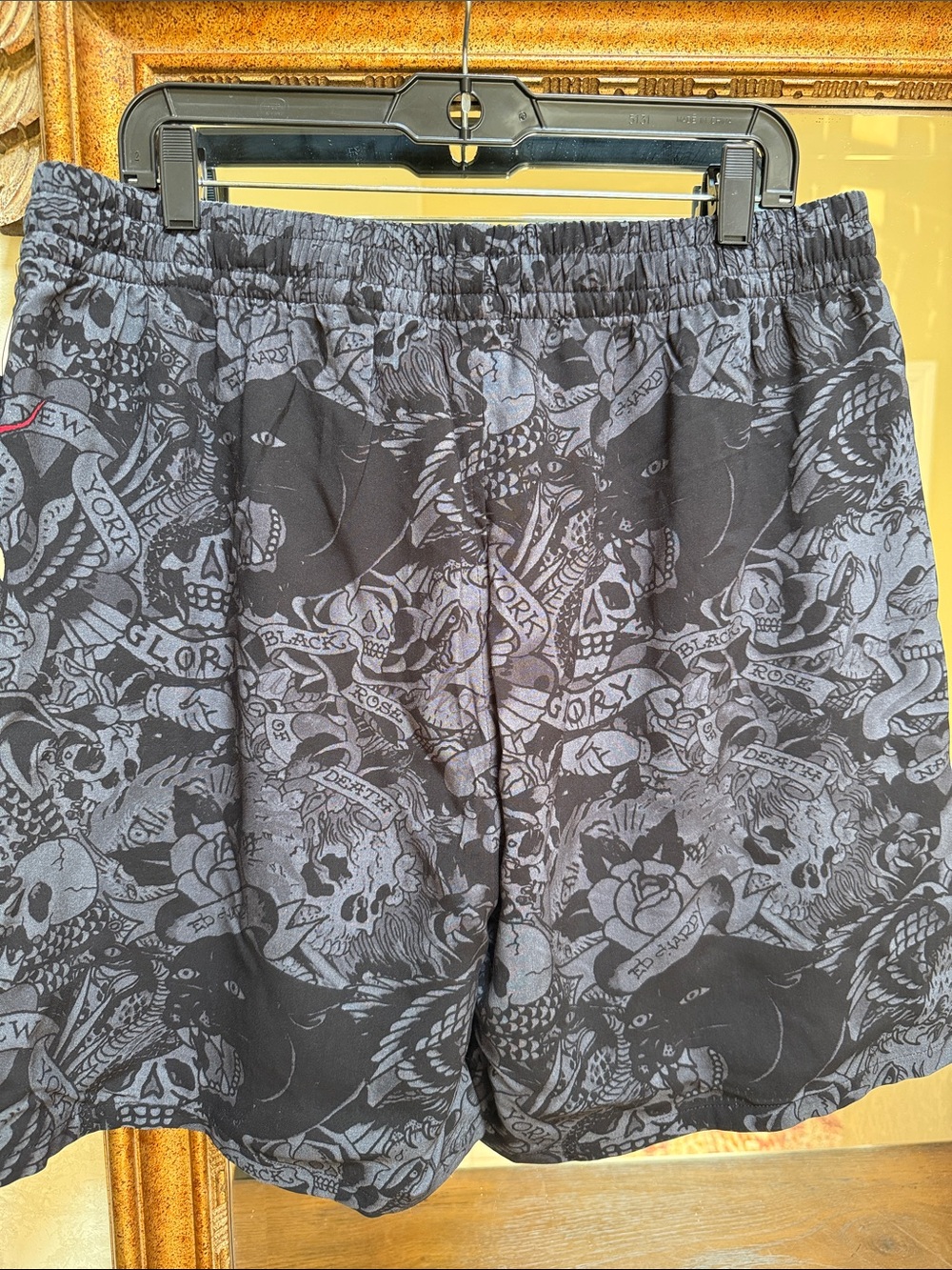 Ed Hardy Men's Black/Gray Shorts with Red and Green Dragon Motif. Size L. - Picture 3 of 16